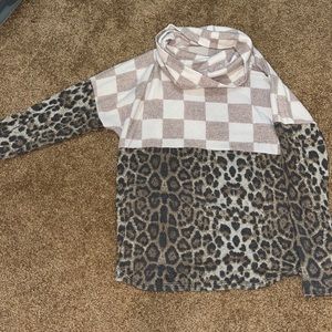 checkered/leopard print long sleeve turtleneck shirt